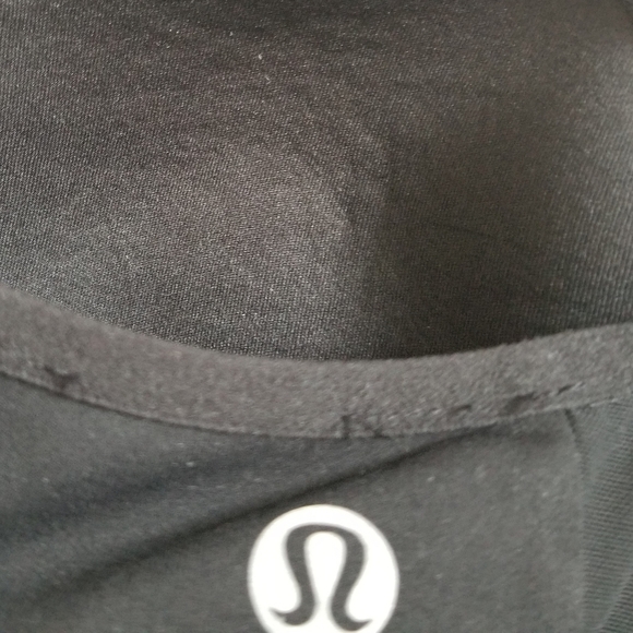 Lululemon Black Speed Up Bra Sz 2 - Picture 5 of 6